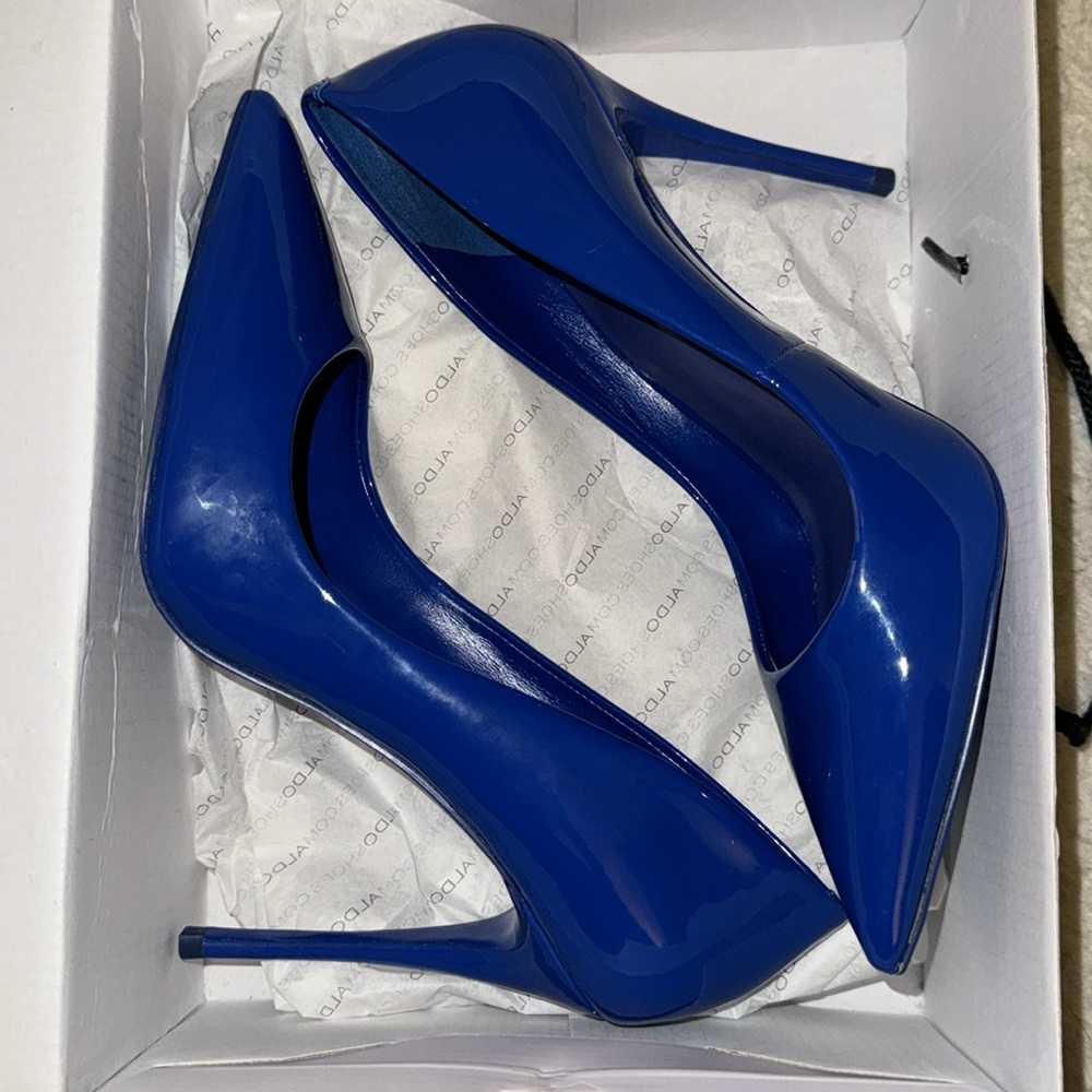 Women’s Aldo’s heels, size 8.